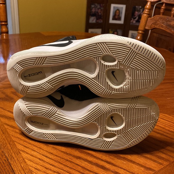Womens Nike zoom hyperdunk hitops - Picture 2 of 2